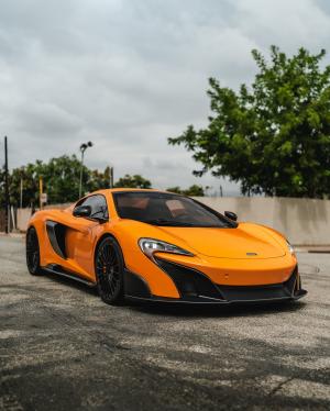 McLaren 675LT by Impressive Wrap 2019 года